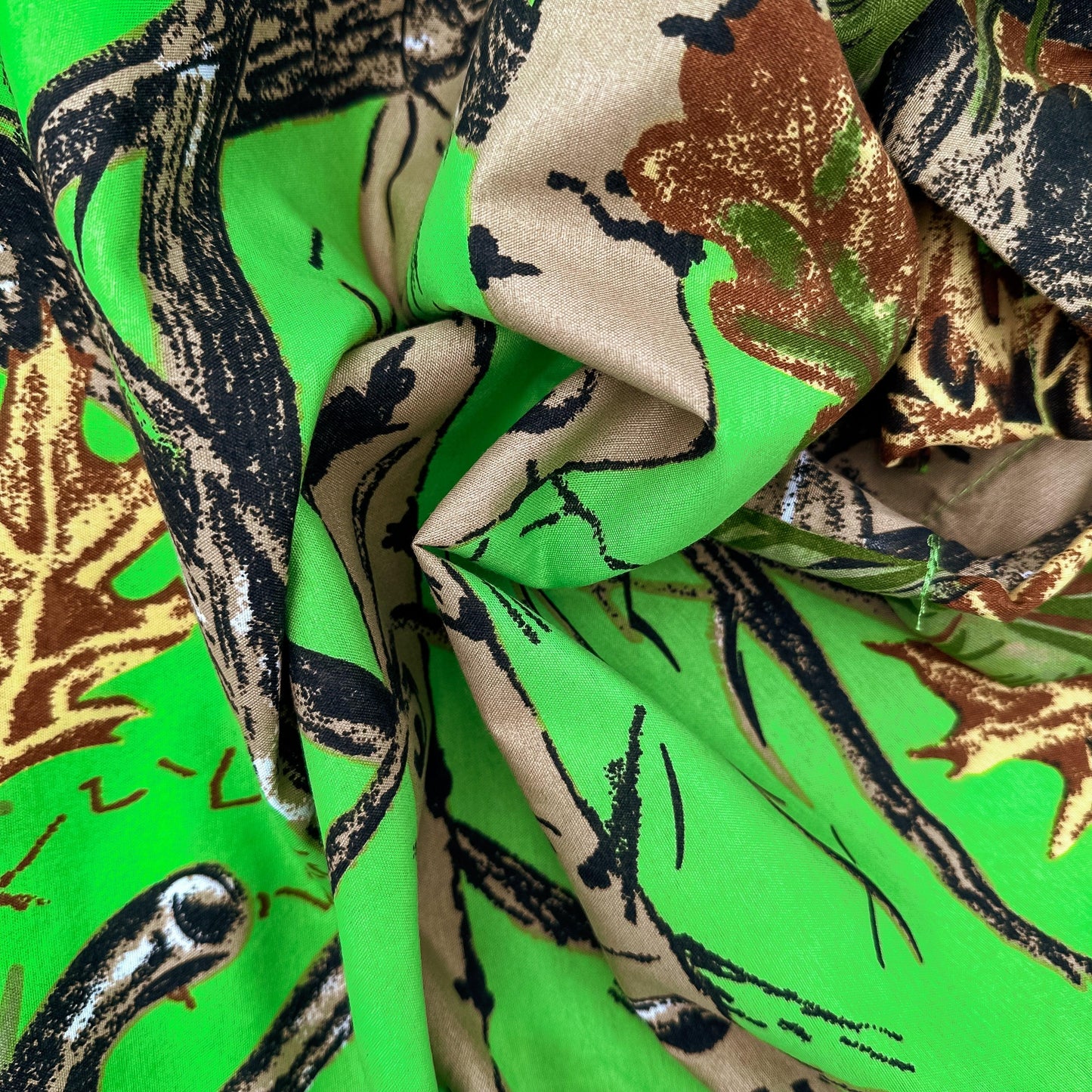 The Woods - Green Camouflage 6 pc. Sheet Set Polyester Microfiber, Size KING - Home Revival Shop
