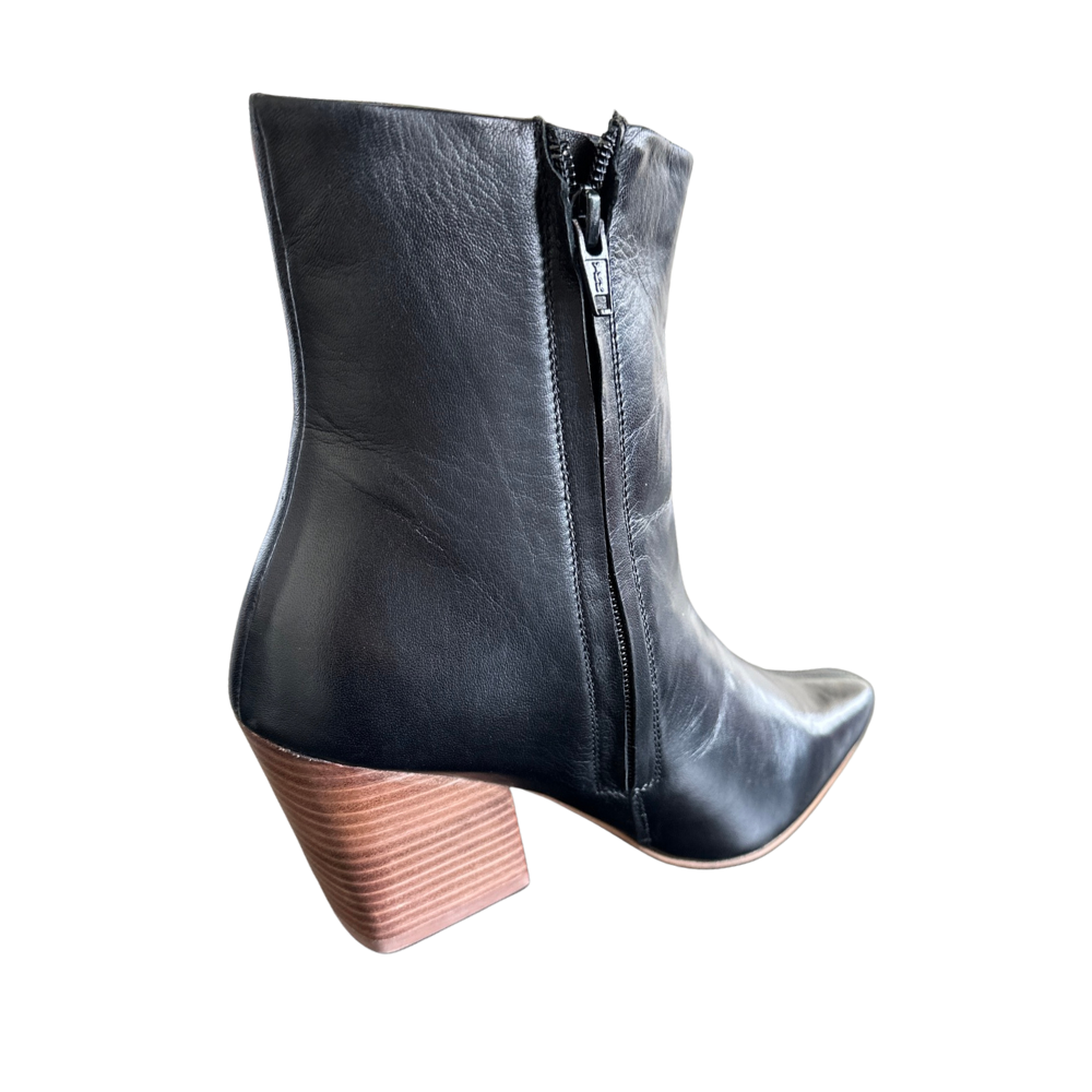 Journee Collection Hydra - Genuine Leather Bootie, Black - Size 9