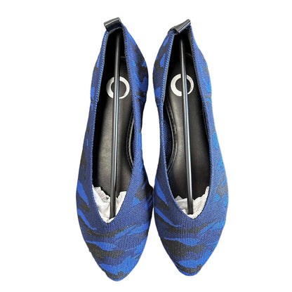 Top view of Journee Collection Karise flats in blue black camo, women’s size 6, featuring pointed toe and soft cushioned insole.