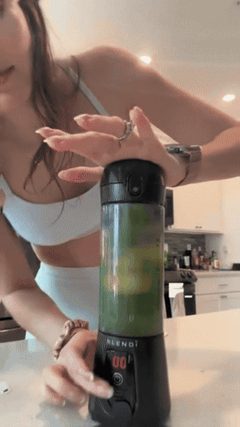 BLENDi Pro+ Ice Crushing Portable Blender, 17 oz USB-C
